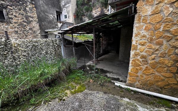 Maison à vendre    4 pièces •  Orange