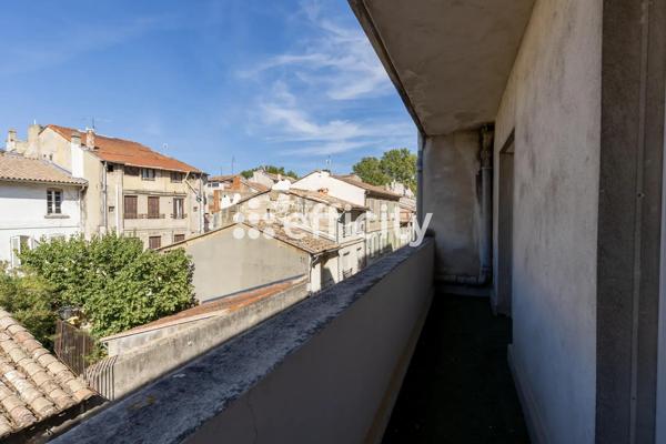 Bureau
         6 pièces
        - 152 m² Exclusivité 435 000 € *