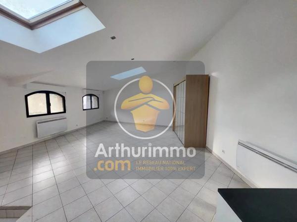 Vente                                                      Villa
                        
                     10 pièces                      254 m2                     à Le Plessis-Trévise
