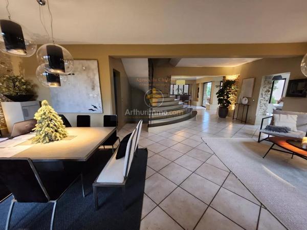 Vente Villa 10 pièces 254 m2 à Le Plessis-Trévise