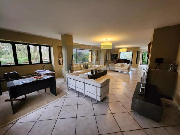 Vente Villa 10 pièces 254 m2 à Le Plessis-Trévise