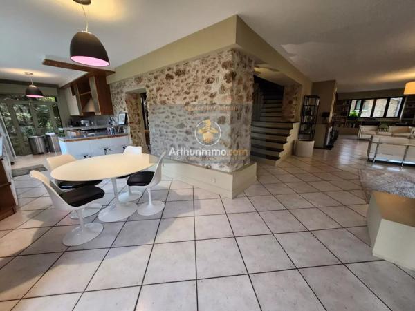 Vente Villa 10 pièces 254 m2 à Le Plessis-Trévise