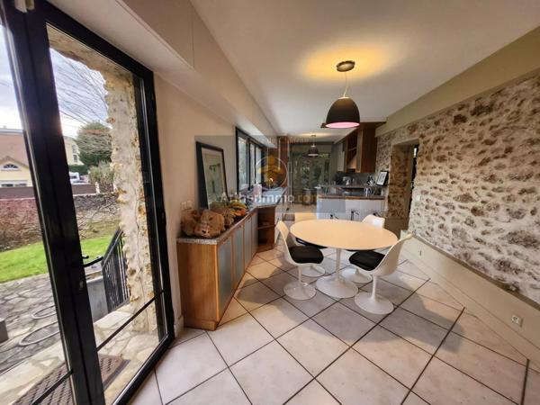 Vente Villa 10 pièces 254 m2 à Le Plessis-Trévise