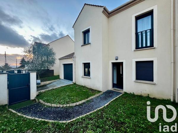 Maison 6 pièces de 87 m² à Chanteloup-les-Vignes (78570)