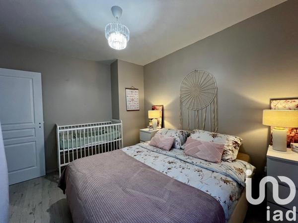 Maison 6 pièces de 87 m² à Chanteloup-les-Vignes (78570)