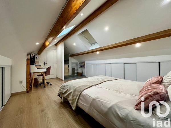 Maison 6 pièces de 87 m² à Chanteloup-les-Vignes (78570)