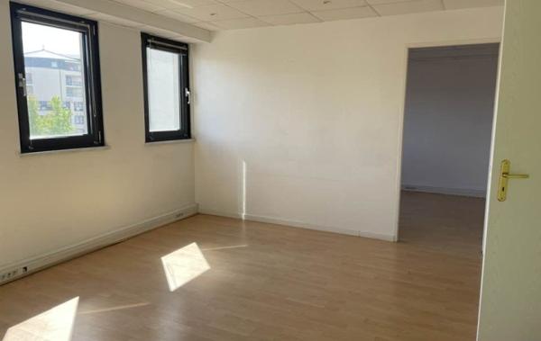 Vente Local commercial Cabinet medical Forbach   