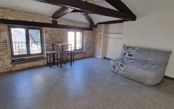 Appartement à louer    1 pièce •  Caussade