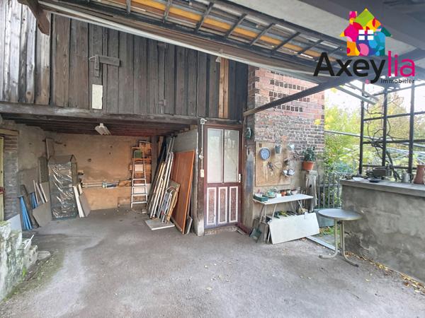 Riorges (42153) A VENDRE - RIORGES - MAISON AVEC DÉPENDANCES ET TERRAIN CONSTRUCTIBLE