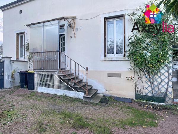 Riorges (42153) A VENDRE - RIORGES - MAISON AVEC DÉPENDANCES ET TERRAIN CONSTRUCTIBLE