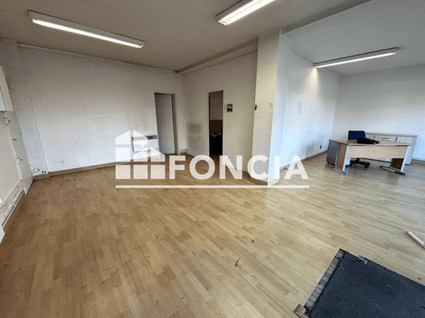 À vendre Local commercial 64.02 m² - Mont-de-marsan 40000