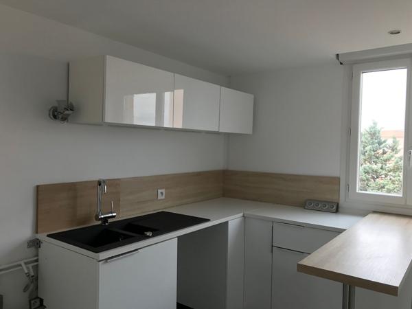 Appartement  Martigues FERRIERE 4 pièce(s) 76.87 m2
