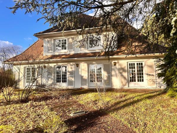 Maison à ROMORANTIN-LANTHENAY, 41200 - 10 pièces 214m²
