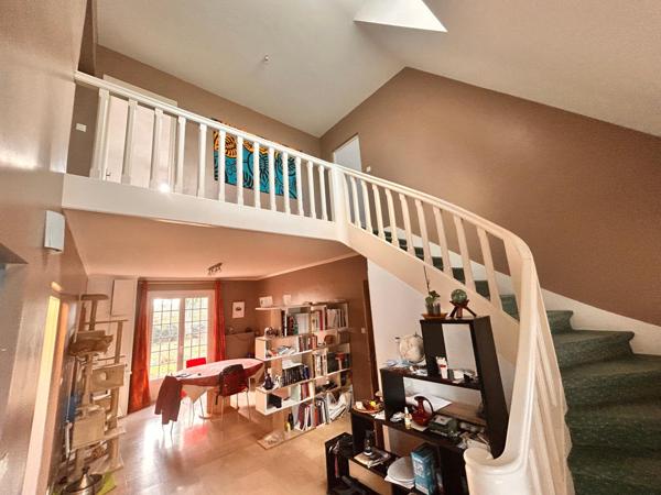 Maison à ROMORANTIN-LANTHENAY, 41200 - 10 pièces 214m²