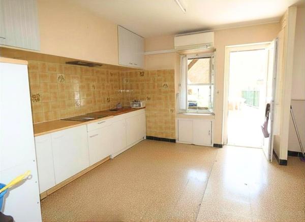 Maison de village 130m² + remise, 4 chambres, garage, terrasse et  jardin