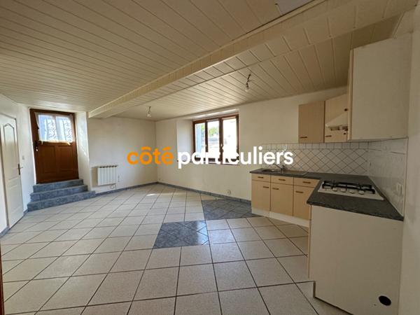 Vente Maison51 m² - 3 Pièces - MORTAGNE SUR SEVRE (85290)