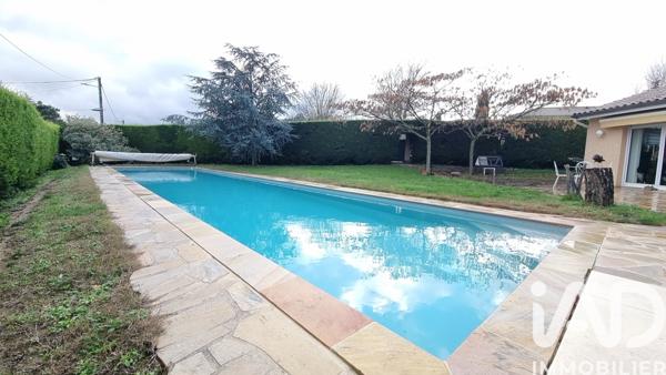 Maison à vendre 6 pièces 122 m² Saint-Martin-la-Plaine