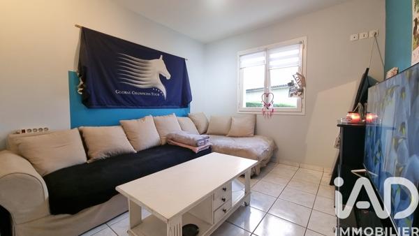 Maison à vendre 6 pièces 122 m² Saint-Martin-la-Plaine