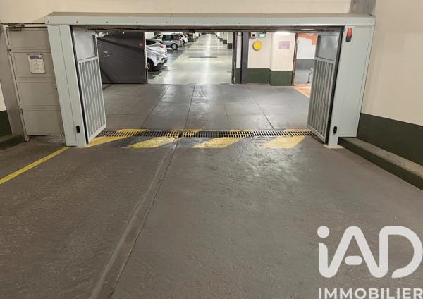 Parking à vendre 15 m² Paris 10