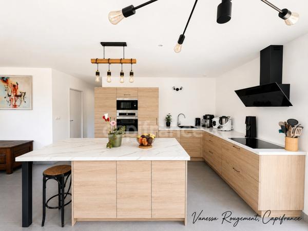 PAVILLON CONTEMPORAIN DE 2022 – PRESTATIONS DE QUALITÉ ET POTENTIEL EXCEPTIONNEL