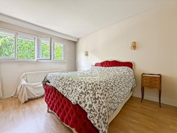 Maison Evry Courcouronnes 6 pièce(s) 130.82 m2