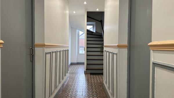 Corbeil-Essonnes (91100) À LOUER – Grand T1 avec espace nuit – Corbeil-Essonnes