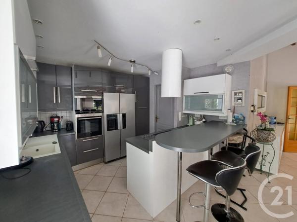 Maison à vendre  5 pièces - 101,93 m 2   DOLUS D OLERON  - 17