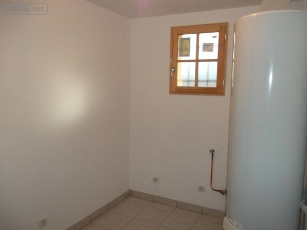 Maison rurale à louer à Tronchy en Saône-et-Loire (71440), ref : TRO-L1