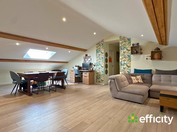 Appartement
         3 pièces
        - 90 m² Exclusivité 159 000 € *