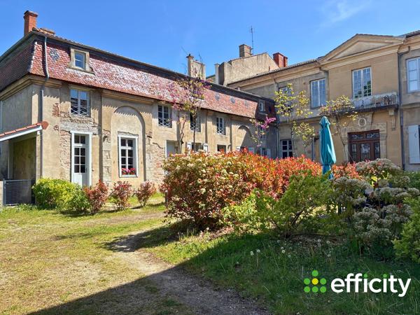 Appartement
         3 pièces
        - 90 m² Exclusivité 159 000 € *