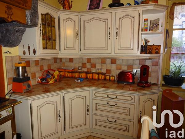 Maison à vendre 10 pièces 240 m² Montbozon