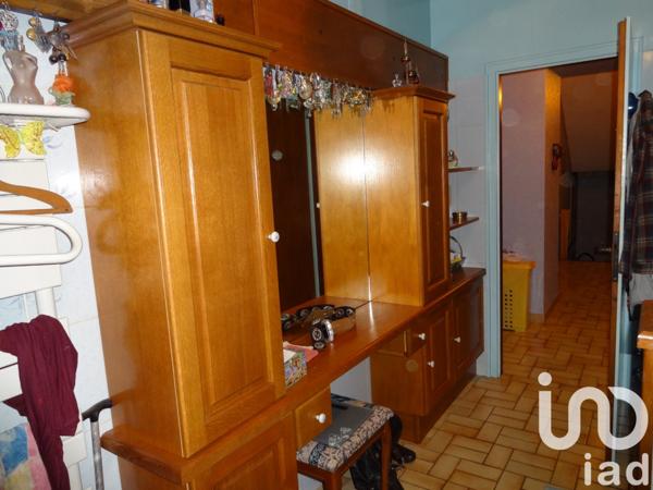 Maison à vendre 10 pièces 240 m² Montbozon