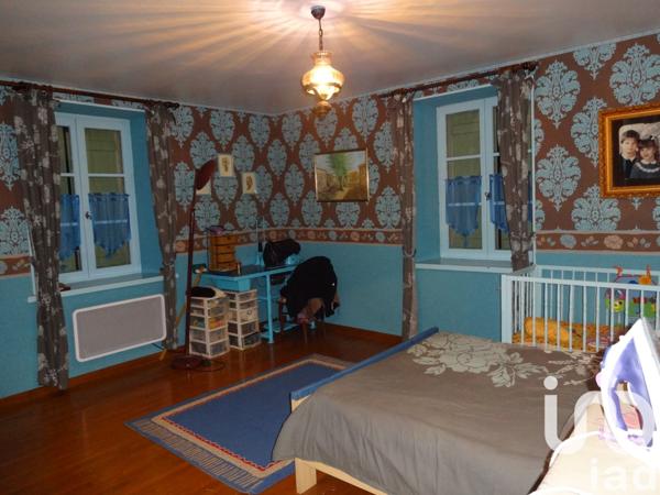 Maison à vendre 10 pièces 240 m² Montbozon