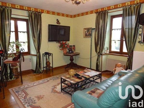 Maison à vendre 10 pièces 240 m² Montbozon