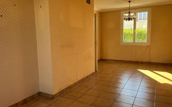 Maison à vendre    5 pièces •  La Rochelle