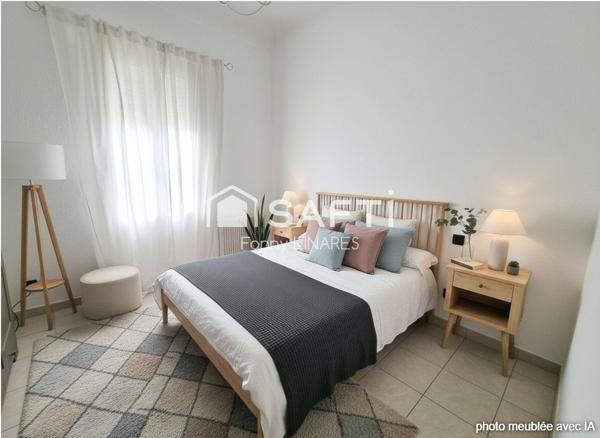 Quartier en plein renouveau, grand garage et cour