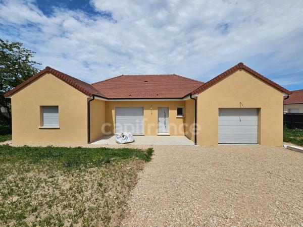 A vendre à Demigny (71) maison neuve de 134 m² 6 pièces 4 chambres 593 m² de terrain !