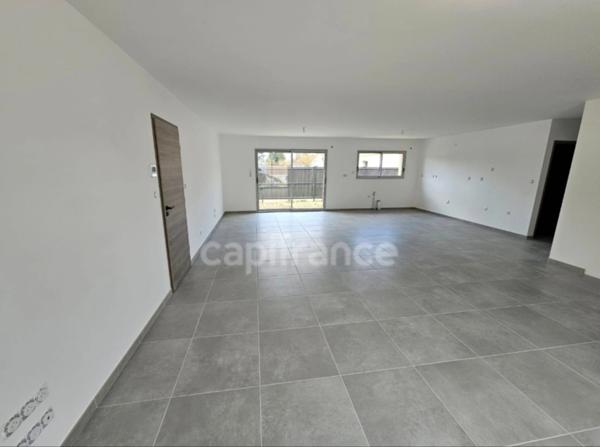 A vendre à Demigny (71) maison neuve de 134 m² 6 pièces 4 chambres 593 m² de terrain !