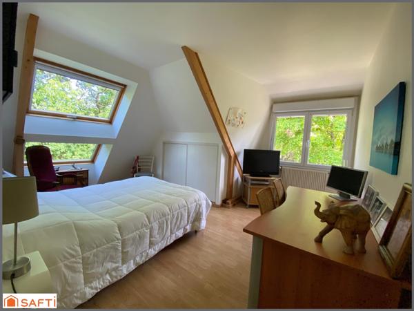 Maison familiale 4 chambres et un bureau, sur parc arboré de 5 800 m² – La Chapelle-sur-Erdre