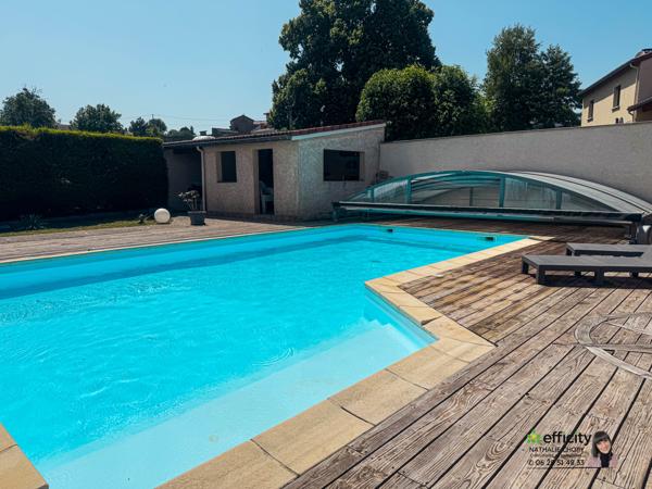 Maison 10 pièces - 219 m²