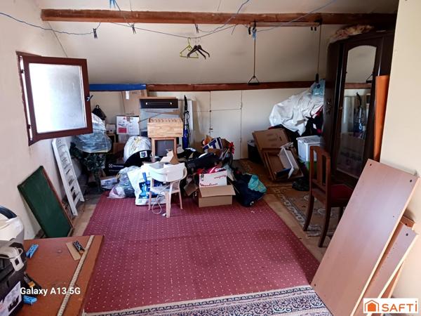 Maison 5 pièces, 3 chambres, terrasse, garage.