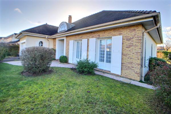 Maison Vernouillet 7 pièce(s) 184 m2 €630 000 ** - Référence 1062