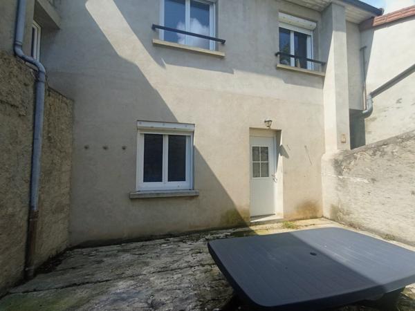 Immeuble de rapport avec potentiel d’aménagement supplémentaire entre Roanne et Marcigny