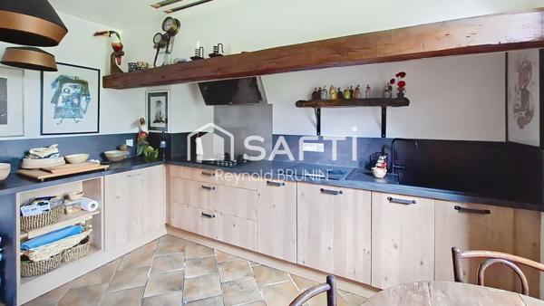 Maison en pierres - La Chapelle-Aux-Bois