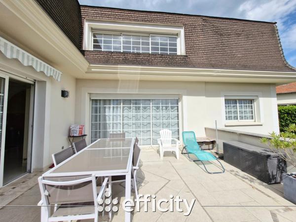 Maison 6 pièces - 242 m² Bien prestige