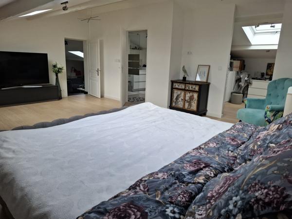 Maison familiale de 213m² à Seilh - Proximité l'annonciation - Piscine