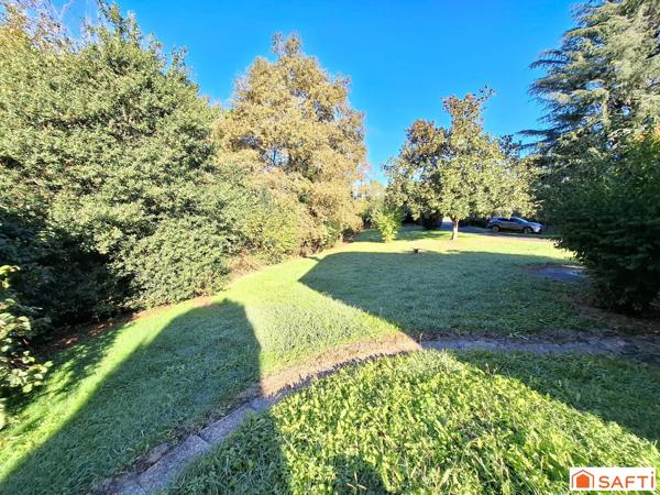 Maison années 80 sur 3 niveaux, 4 pièces, 2 chambres