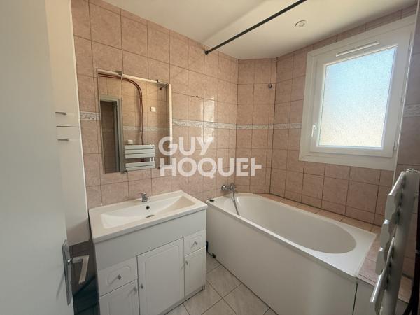 APPARTEMENT À LOUER DE 3 PIÈCES DE 61,58 M²