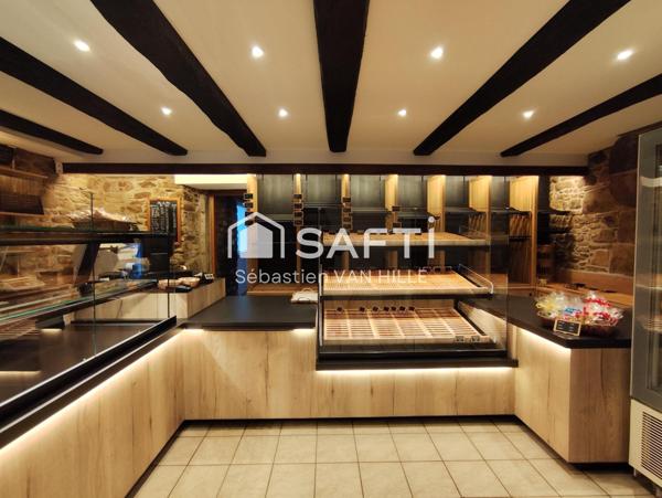 Fond de commerce et appartement de fonction.