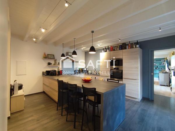 Fond de commerce et appartement de fonction.